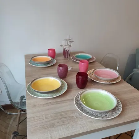 Free Style Apartment *